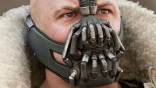 Batman : le masque de Bane en rupture de stock aux USA malgré son inefficacité contre le coronavirus