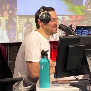 Camille Combal a fait sa dernière matinale sur Virgin Radio : après 6 ans, il dit adieu Virgin Tonic, son équipe et ses auditeurs