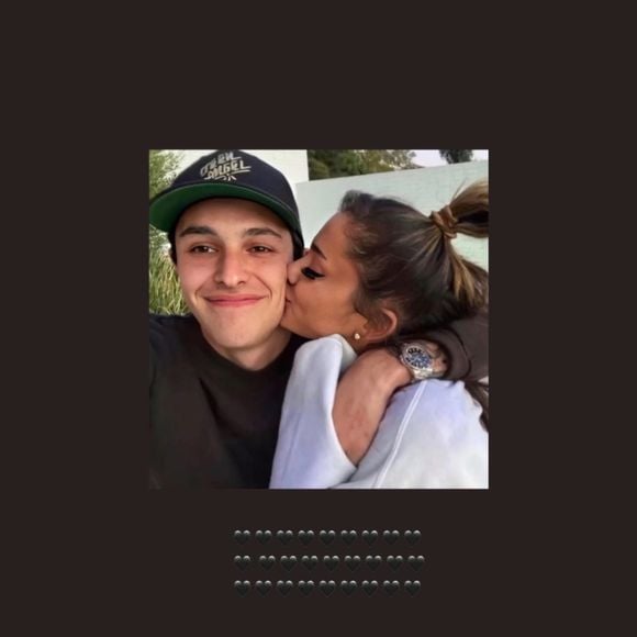 Ariana Grande se dévoile avec son boyfriend Dalton Gomez