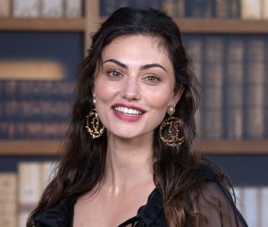 Phoebe Tonkin de nouveau en couple après sa rupture avec Paul Wesley : elle officialise