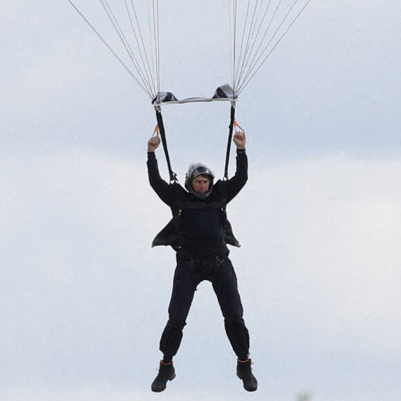 Mission Impossible 7 : nouvelle cascade folle de Tom Cruise, vidéo hallucinante sur le tournage