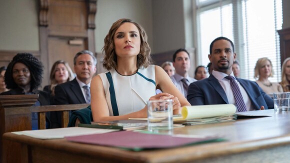 Coup de foudre garanti : Rachel Leigh Cook dévoile l'histoire vraie qui a inspiré le film