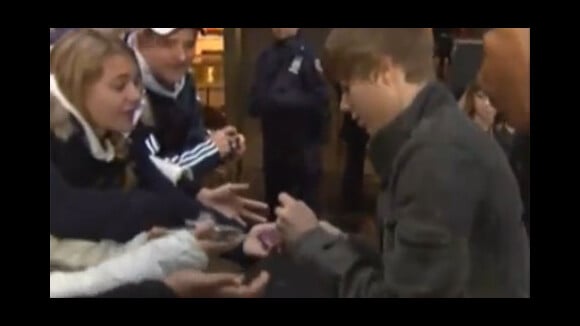 Justin Bieber ... il ne répond pas quand on lui demande s'il a une petite amie