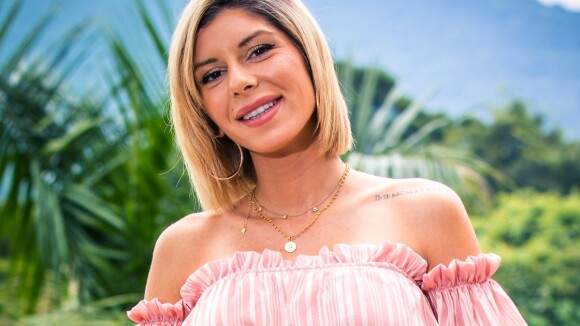 Sarah Lopez en couple avec Yazid Ichemrahen : elle officialise avec une belle déclaration