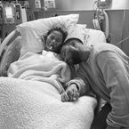 Chrissy Teigen se confie sur la mort de son bébé et répond aux critiques sur les photos
