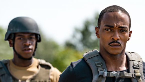 Zone Hostile : déjà une suite sur Netflix ? Anthony Mackie parle d'une potentielle franchise