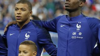 Kylian Mbappé critiqué après son penalty raté, Paul Pogba le défend : "Il n'y a pas de coupable"