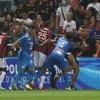 Nice-OM : Dimitri Payet blessé par un supporteur, bagarre générale sur la pelouse et match annulé