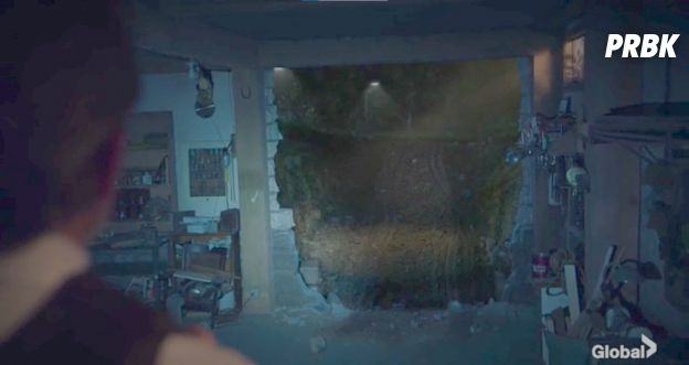 Extrait de l'épisode 4 de la saison 19 de NCIS qui explique comment Gibbs faisait pour sortir les bateaux de sa cave