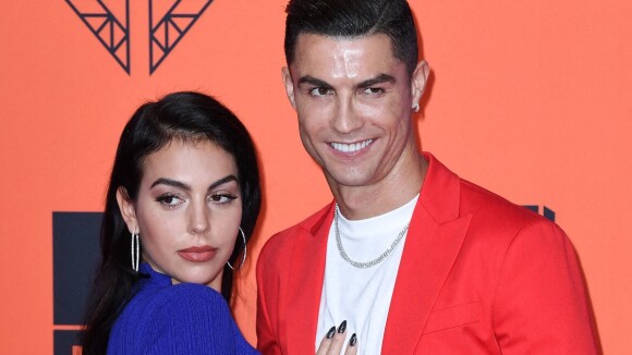Cristiano Ronaldo (encore) bientôt papa : sa chérie est enceinte de jumeaux