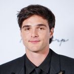 Jacob Elordi de nouveau en couple ? Il aurait craqué pour une Youtubeuse, fille d'une actrice