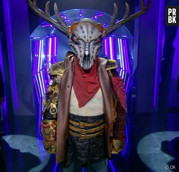 Mask Singer 2022 : Le Cerf éliminé en finale, son identité va vous faire halluciner