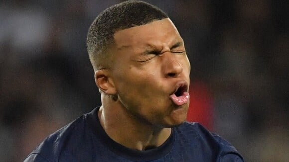 "Ca sert plus à rien de parler d'amour du maillot", le salaire monstrueux de Kylian Mbappé dévoilé, les supporters en colère