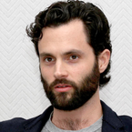 "Mon coeur et mes poumons s'arrêtaient" : Penn Badgley (You) révèle avoir failli mourir plusieurs fois, ses confidences choquantes