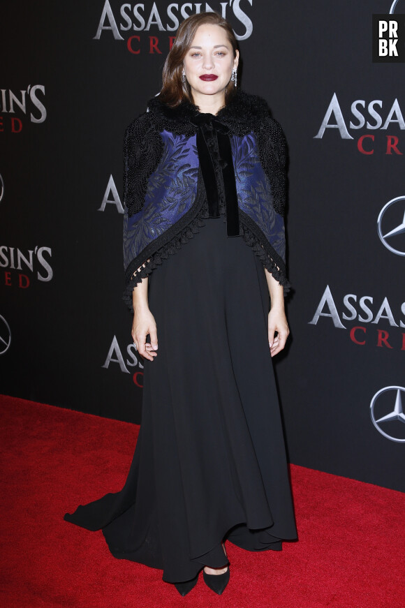 Marion Cotillard enceinte à la première de ''Assassins Creed'' à AMC Empire à New York, le 13 décembre 2016  People attend the 'Assassin's Creed' New York premiere at AMC Empire 25 theater in New York, NY on December 13, 2016. 