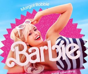 Résultat, sur Twitter, les mêmes adultes vont jusqu'à utiliser le "Générateur de Selfies Barbie" (dispo ici même) afin d'intégrer leur photo de profil à un filtre Barbie, détournant l'affiche du film, pour plus de fun.
