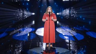 Je te promets : pourquoi Marilou Berry (Maud) ne chante-t-elle pas vraiment sur le plateau de The Voice ? On a la réponse
