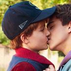 Homos, virilité, gender fluid : on a enfin trouvé une comédie française qui parle de tout ça sans être super ringarde