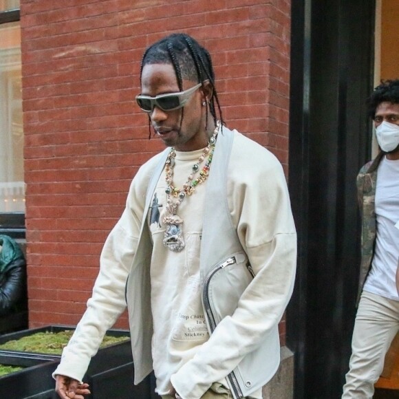 Travis Scott à la sortie du Mercer Hotel à New York, le 25 mai 2021.


