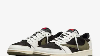 "Il n'y a jamais de gagnant" : la nouvelle sneaker Travis Scott x Nike rend fou les internautes (et se revend déjà une fortune)