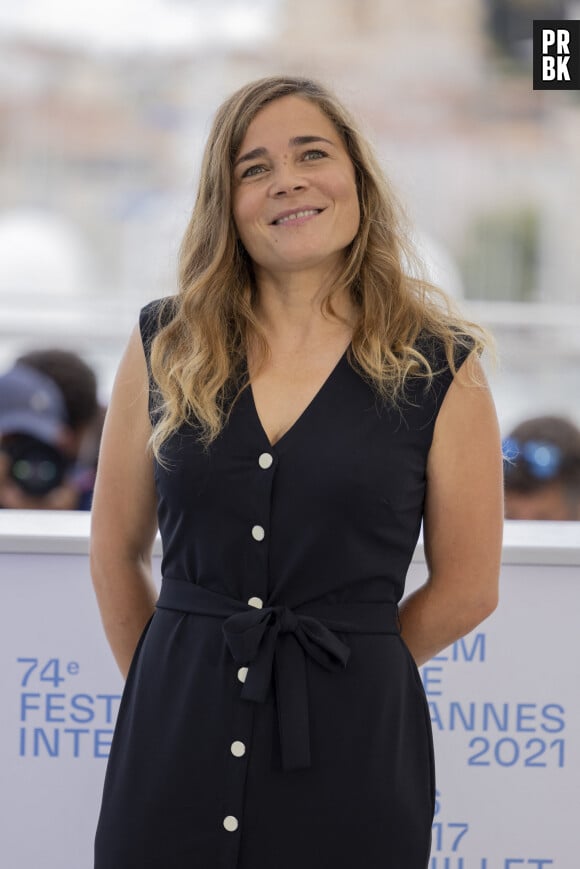 Blanche Gardin au photocall du film France lors du 74ème festival international du film de Cannes le 16 juillet 2021 © Borde / Jacovides / Moreau / Bestimage