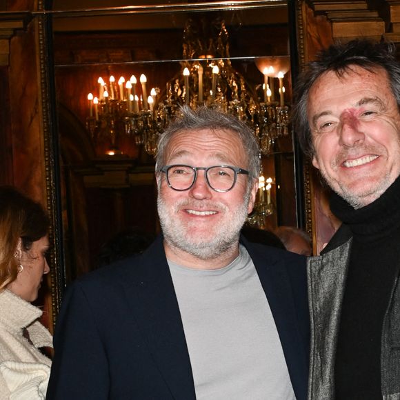 Exclusif - Laurent Ruquier et Jean-Luc Reichmann - 100ème de la pièce "Je préfère qu'on reste ensemble" au Théâtre des Variétés à Paris le 12 janvier 2023. © Coadic Guirec/Bestimage 