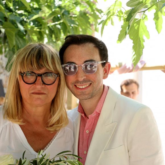 Exclusif - Prix spécial - No Web - Christine Bravo et Jordan De Luxe Mariage civil de Christine Bravo et Stéphane Bachot devant la mairie de Occhiatana en Corse le 11 Juin 2022 © Dominique Jacovides / Bestimage