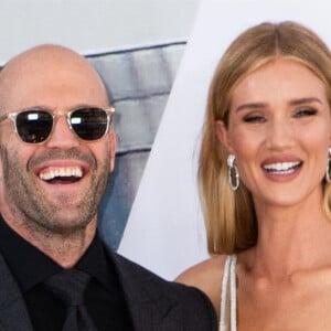 Jason Statham et sa femme Rosie Huntington-Whiteley à la première du film "Fast & Furious Hobbs & Shaw" à Los Angeles, le 13 juillet 2019. 