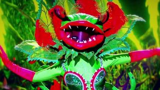 Mask Singer 2023 : qui est la plante carnivore ? Malgré les indices, les internautes sont complètement paumés et évoquent les plus grandes stars