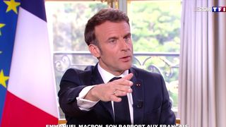 "Je n'aime pas cet adjectif !": accusé par les Français d'être méprisant, Emmanuel Macron s'agace et s'emporte contre Gilles Bouleau au 20h de TF1