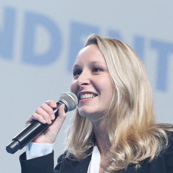 Marion Maréchal lors de la fête du premier anniversaire du parti "Reconquête" au palais des Sports à Paris le 4 décembre 2022. © Jonathan Rebboah / Panoramic / Bestimage