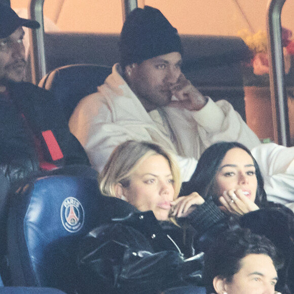 Neymar dans les tribunes du Parc des Princes, le 4 mars 2023. © Cyril Moreau / Bestimage