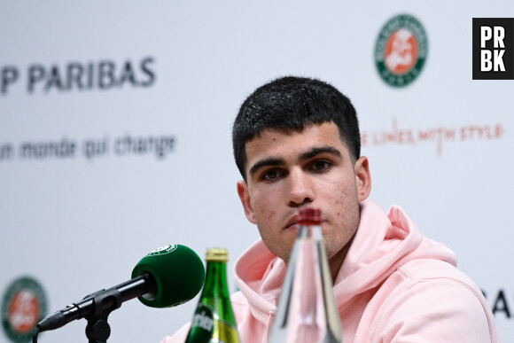 L'Espagnol de 20 ans, Carlos Alcaraz en conférence de presse au tournoi de Roland Garros, le 26 mai 2023. © Federico Pestellini / Panoramic / Bestimage 