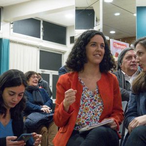 "Vous êtes de la merde !": la députée Insoumise Manon Aubry violemment insultée pour ses actions politiques, elle riposte sur Twitter