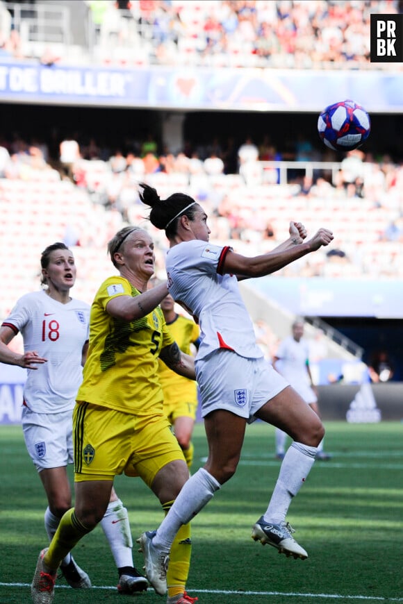 Lucy Bronze (Angleterre) - Nilla Fischer (Suede)