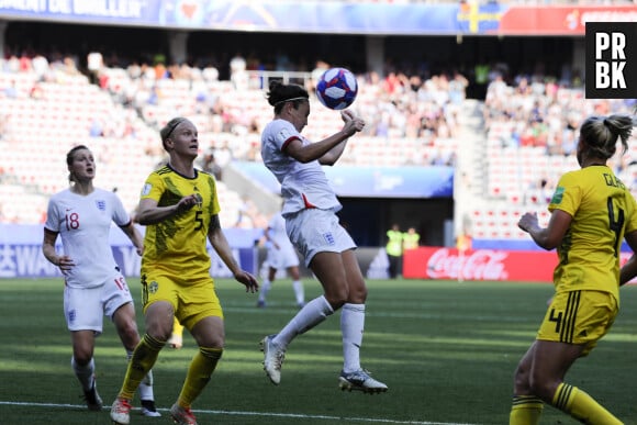 Lucy Bronze (Angleterre) - Nilla Fischer (Suede)