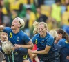 Si Nilla Fischer et son équipe ont du montrer leurs vagins en Allemagne, c'est pour prouver... "qu'elles étaient bel et bien des femmes". En fait, des rumeurs avaient auparavant circulé, au sein du Nigeria, de l'Afrique du Sud et du Ghana, concernant des allégations selon lesquelles l'équipe de Guinée équatoriale comprendrait "des hommes".  
Pia Sundhage et Nilla Fischer (Suède) - Jeux Olympiques (JO) de Rio 2016 - Football féminin, la Suède élimine le Brésil en demi-finale le 16 août 2016. 