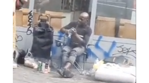 Un célèbre rappeur français devenu SDF ? La vidéo fait le tour de Twitter avant d'être démentie, une cagnotte lancée