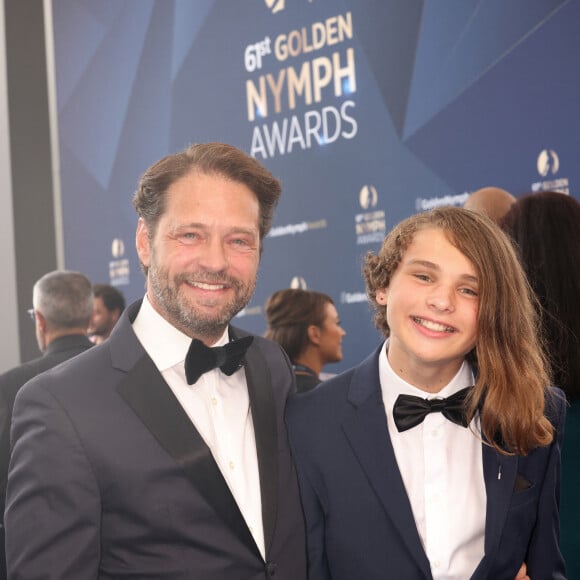 Jason Priestley et son fils Dashiell - Cérémonie de clotûre du 61ème Festival de Télévision de Monte Carlo le 21 juin 2022. © Claudia Albuquerque/Bestimage  Closing ceremony of the 61st Monte Carlo Television Festival on June 21, 2022.