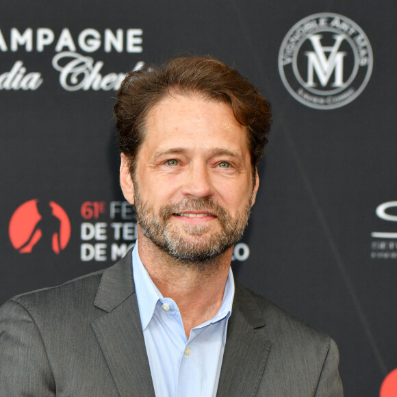 Jason Priestley au photocall de la cérémonie d'ouverture de la 61ème édition du Festival de Télévision de Monte-Carlo au Grimaldi Forum, à Monaco, le 17 juin 2022. © Bruno Bebert/Bestimage