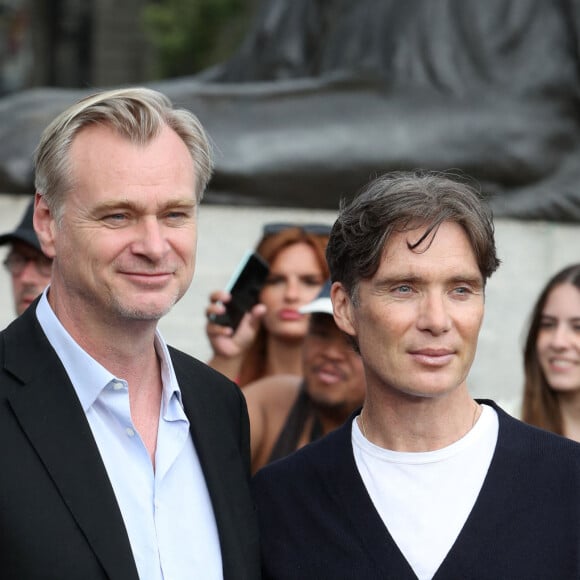 Christopher Nolan,Robert Downey Jr., Emily blunt, Cillian Murphy, Florence Pugh et Matt Damon au photocall du film "Oppenheimer" sur Trafalger Square à Londres, Royaume Uni, le 12 juillet 2023. 