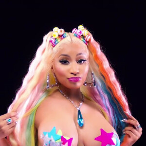 Cette initiative voit le jour pouyr célébrer les 50 ans de la création du hip-hop.
Nicki Minaj topless dans le nouveau clip "Trollz" aux côtés du rappeur Tekashi 6ix9ine. Los Angeles. Le 12 juin 2020.