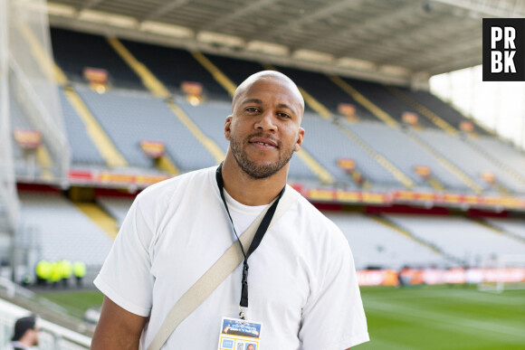 Ciryl Gane - 3ème édition de la rencontre de football caritative "Match des héros" entre le "RC Lens Légendes" et "L'équipe Unicef" au stade Bollaert-Delelis à Lens le 6 juin 2023. © Pierre Perusseau / Bestimage