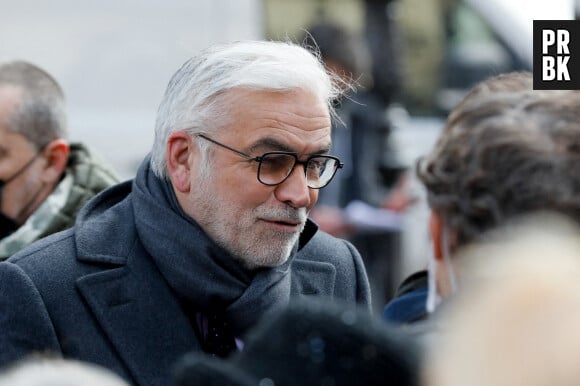 Pascal Praud - Obsèques de Jean-Pierre Pernaut en la Basilique Sainte-Clotilde à Paris le 9 mars 2022. © Christophe Clovis / Bestimage