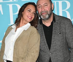 Kad Merad et sa femme Julia Vignali - Avant-première du film "La Vie pour de vrai" au cinéma Pathé Wepler à Paris le 18 avril 2023. © Coadic Guirec/Bestimage
