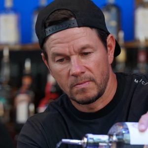 L'acteur Mark Wahlberg participe à un évènement "Flecha Azul Tequila Memorial Day Weekend" au "Circa Resort & Casino" à Las Vegas, États-Unis le 27 Mai 2023.  Las Vegas, NV - Actor Mark Wahlberg attends a Flecha Azul Tequila Memorial Day Weekend event at Circa Resort & Casino in Las Vegas, Nevada. Pictured: Mark Wahlberg 