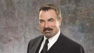 Tom Selleck ... on lui interdit de raser sa moustache