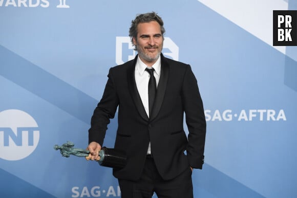 Joaquin Phoenix - Pressroom - 26ème cérémonie annuelle des "Screen Actors Guild Awards" ("SAG Awards") au "Shrine Auditorium" à Los Angeles, le 19 janvier 2020. © Kevin Sullivan via ZUMA Wire/Bestimage