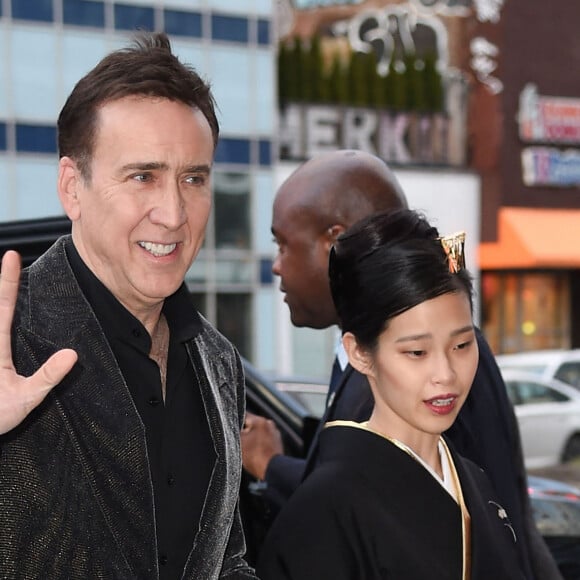 Nicolas Cage et sa femme Riko Shibata, enceinte - Arrivées à la première du film "Un talent en or massif" à New York City, New York, Etats-Unis, le 10 avril 2022.