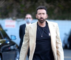 Exclusif - Nicolas Cage se rend à un rendez-vous d'affaire avant la présentation de son dernier film "Pig" à Los Angeles le 10 décembre 2021.